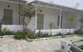 Isalos Rooms On The Beach